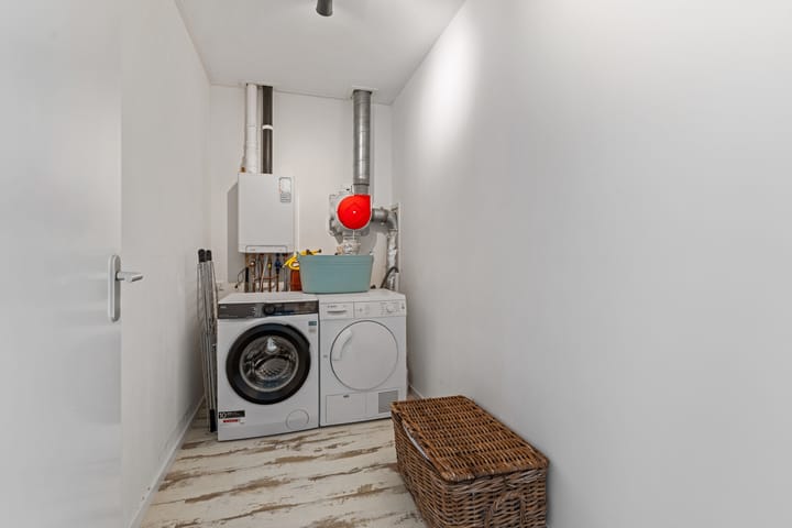 Tussenwoning te koop: Pioenroos 9, Waddinxveen