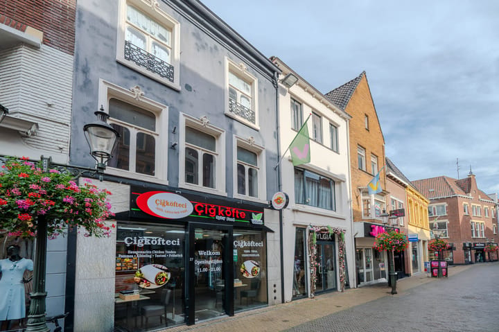 Lomstraat 27, Venlo