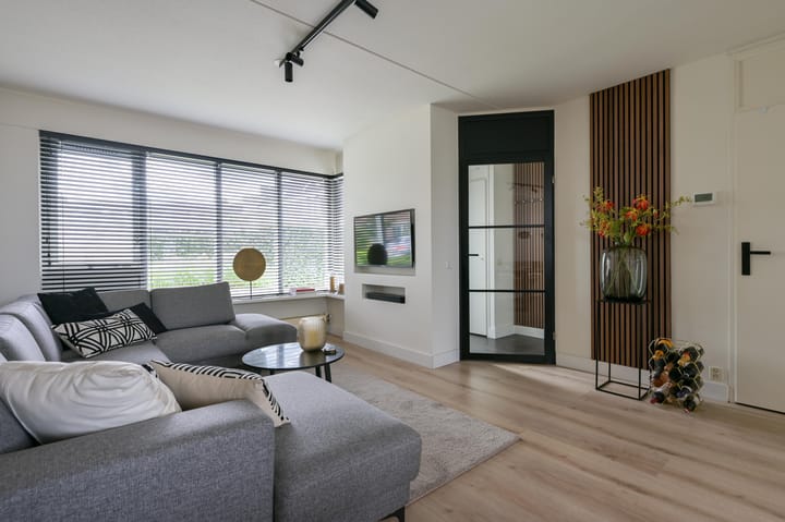 Tussenwoning te koop: Korenbloemstraat 20, Putten