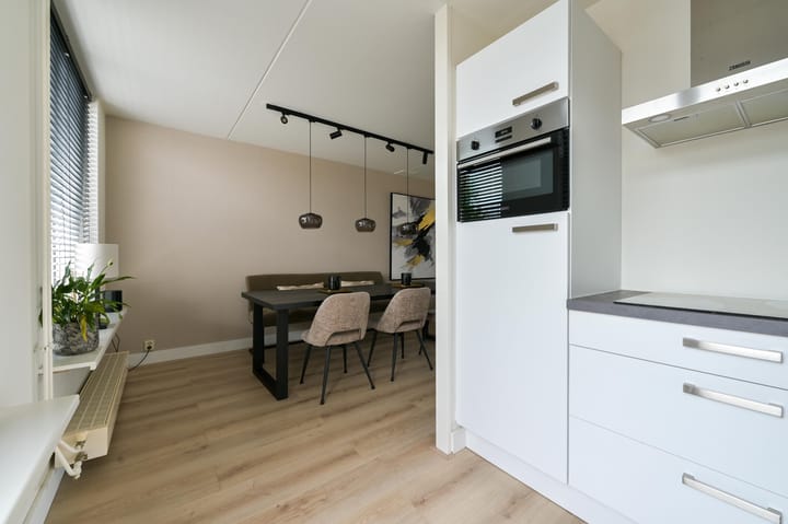 Tussenwoning te koop: Korenbloemstraat 20, Putten