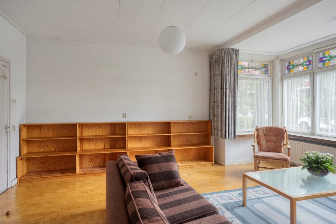 Photo 11 of Burgemeester van Oordtstraat 4