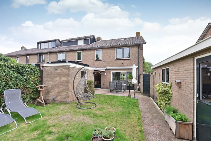 Hoekwoning te koop: Berlagestraat 8, Huizen