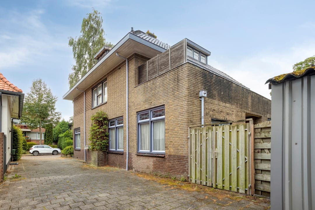 Photo 58 of Burgemeester van Oordtstraat 4