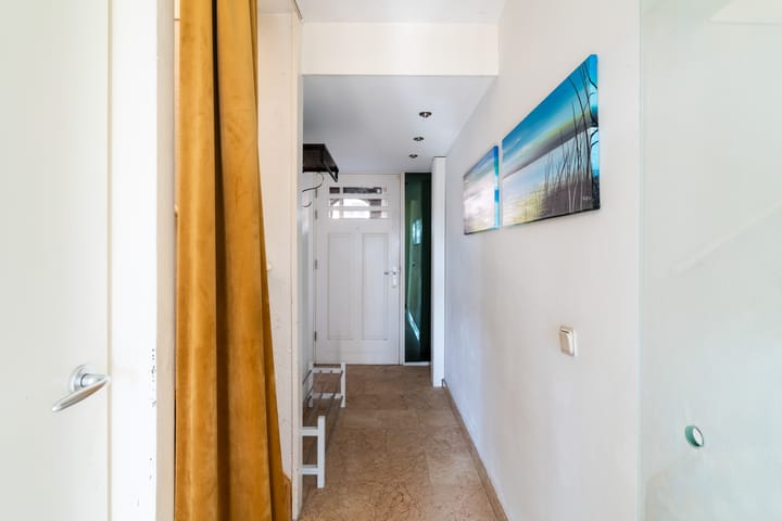 Tussenwoning te koop: Lissenvaart 138, Zoetermeer