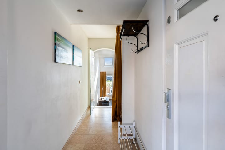 Tussenwoning te koop: Lissenvaart 138, Zoetermeer