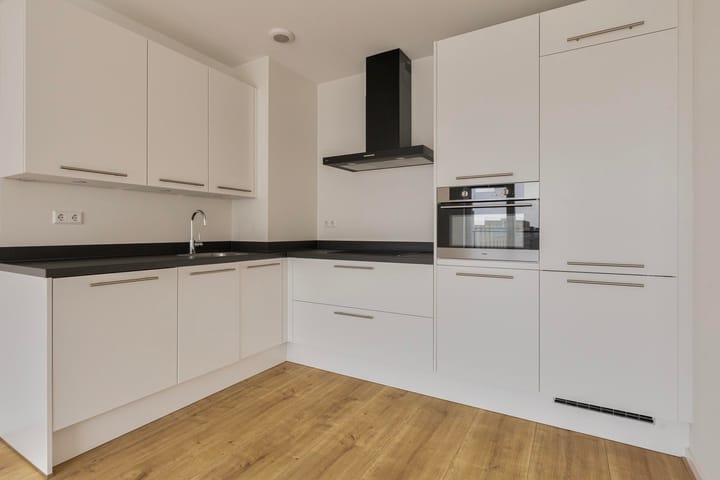 Appartement te huur: Nida Senffstraat 149, Amsterdam