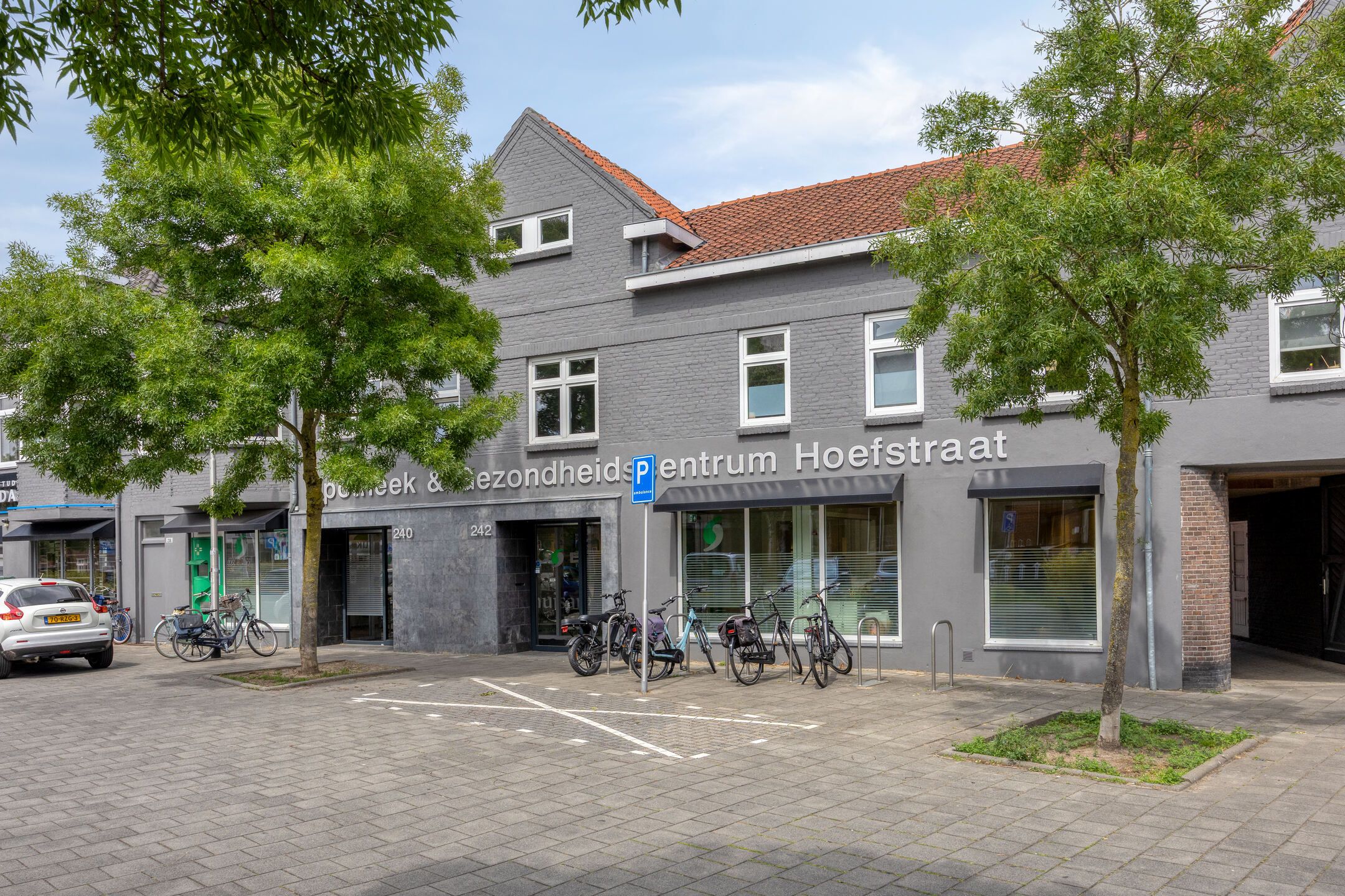 Photo 27 of Hoefstraat 201-01
