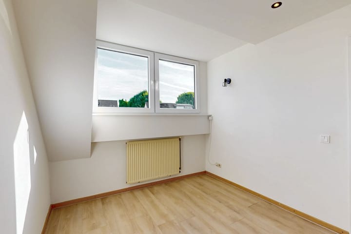 Tussenwoning te koop: Haaselt 8, Landgraaf