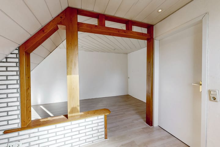 Tussenwoning te koop: Haaselt 8, Landgraaf