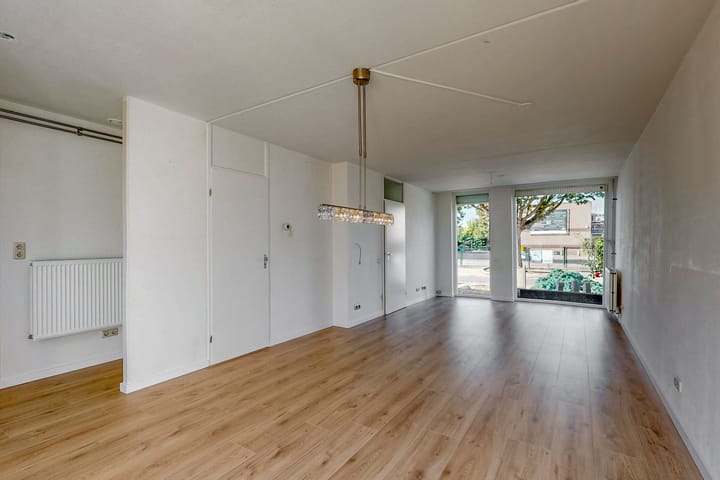 Tussenwoning te koop: Haaselt 8, Landgraaf