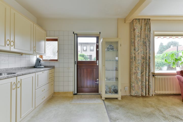 Hoekwoning te koop: Lijsterbeslaan 27, Loosdrecht