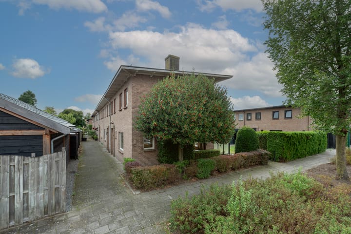 Foto 4 van Lijsterbeslaan 27