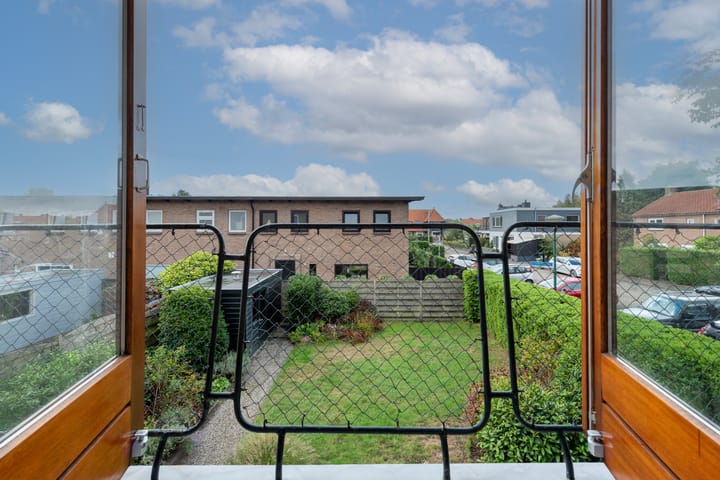 Hoekwoning te koop: Lijsterbeslaan 27, Loosdrecht