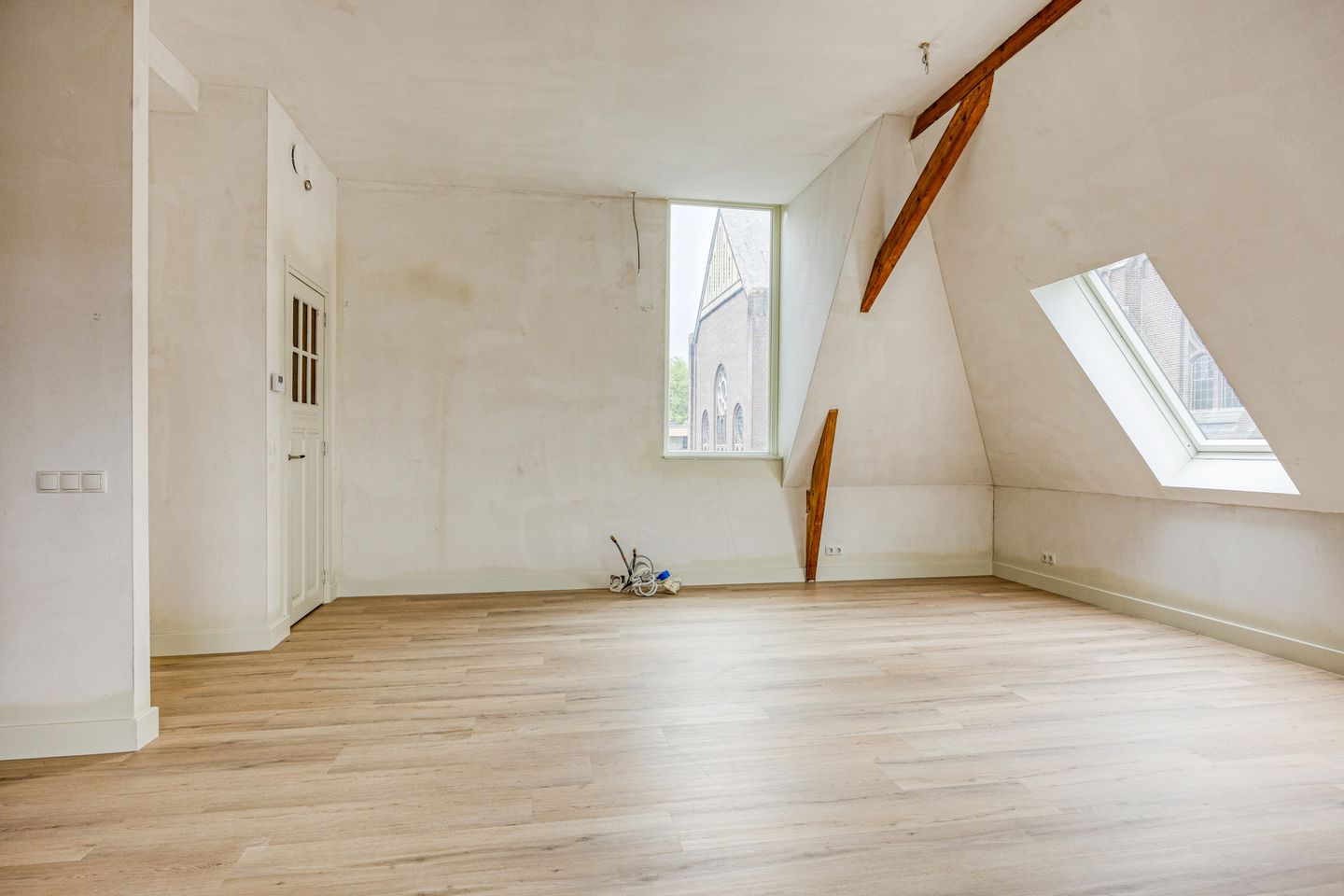 Foto 5 van Hoefstraat 201-09