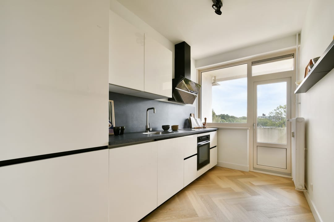 Photo 13 of Van Boshuizenstraat 301