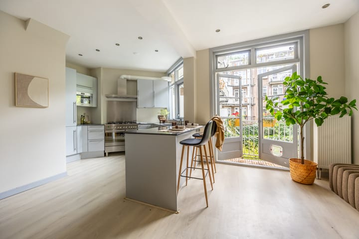 Foto 4 van Eemsstraat 76-H