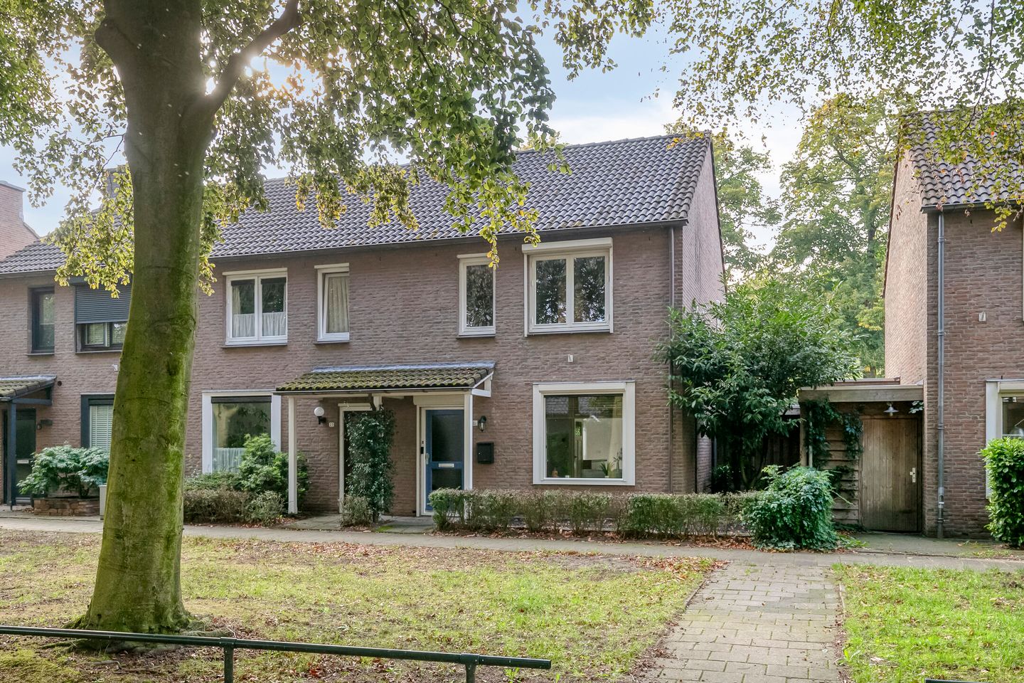 Foto 1 van Geurdenhof 21