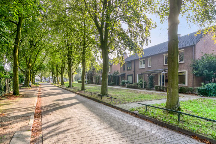 Foto 4 van Geurdenhof 21