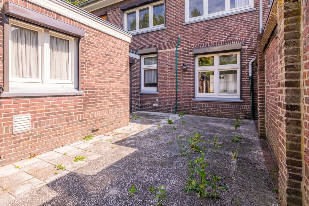 Photo 11 of Rennemigstraat 16