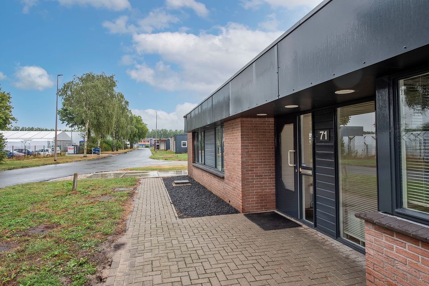 Bekijk foto 4 van Bedrijvenpark Twente 71