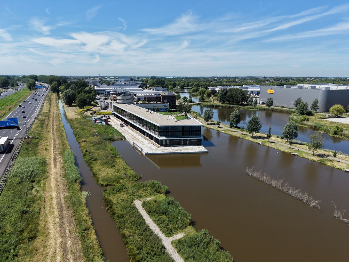 Bekijk foto 4 van Tolnasingel 85