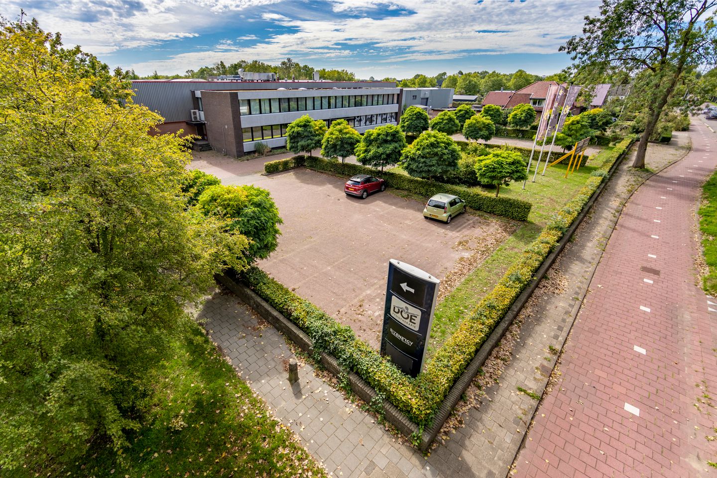 View photo 1 of Hoofdweg 1212