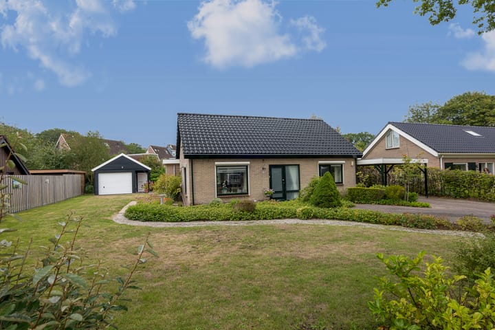 Vrijstaande woning te koop: Margrietstraat 35, Zeijen
