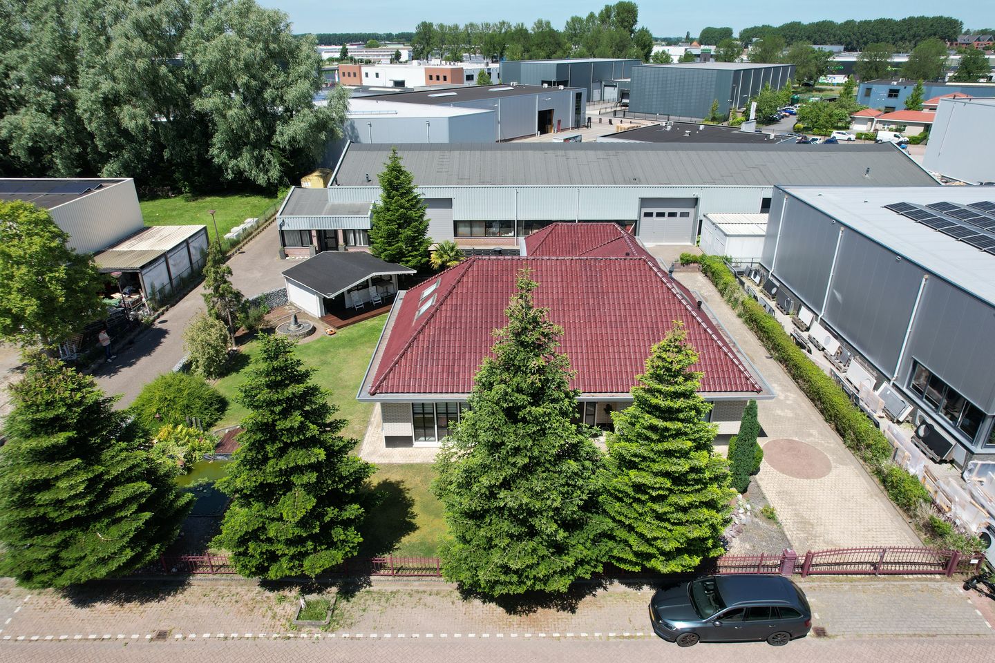 Foto 5 van Leerlooierij 9