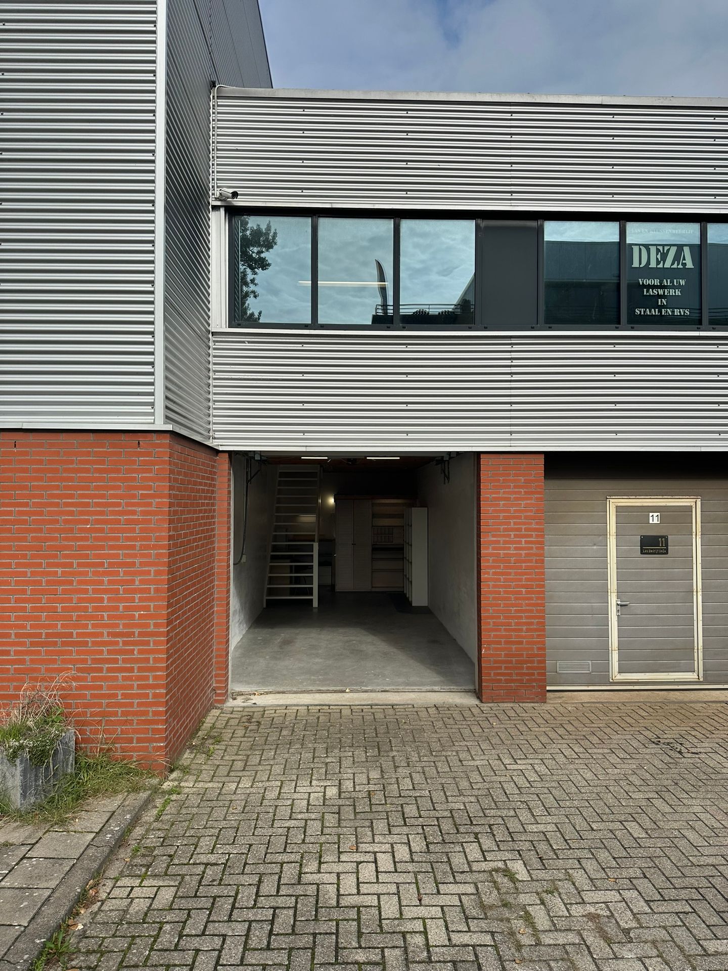 Bekijk foto 5 van Einthovenstraat 9