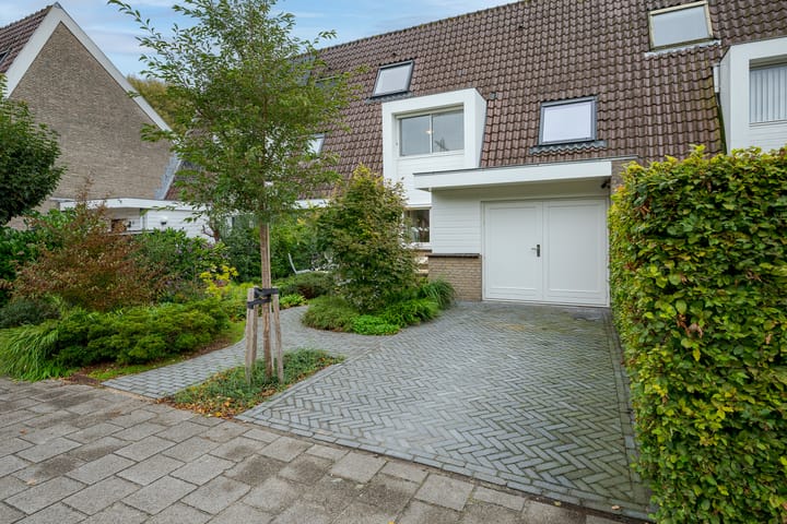 Tussenwoning te koop: Het Wedde 51, Voorschoten