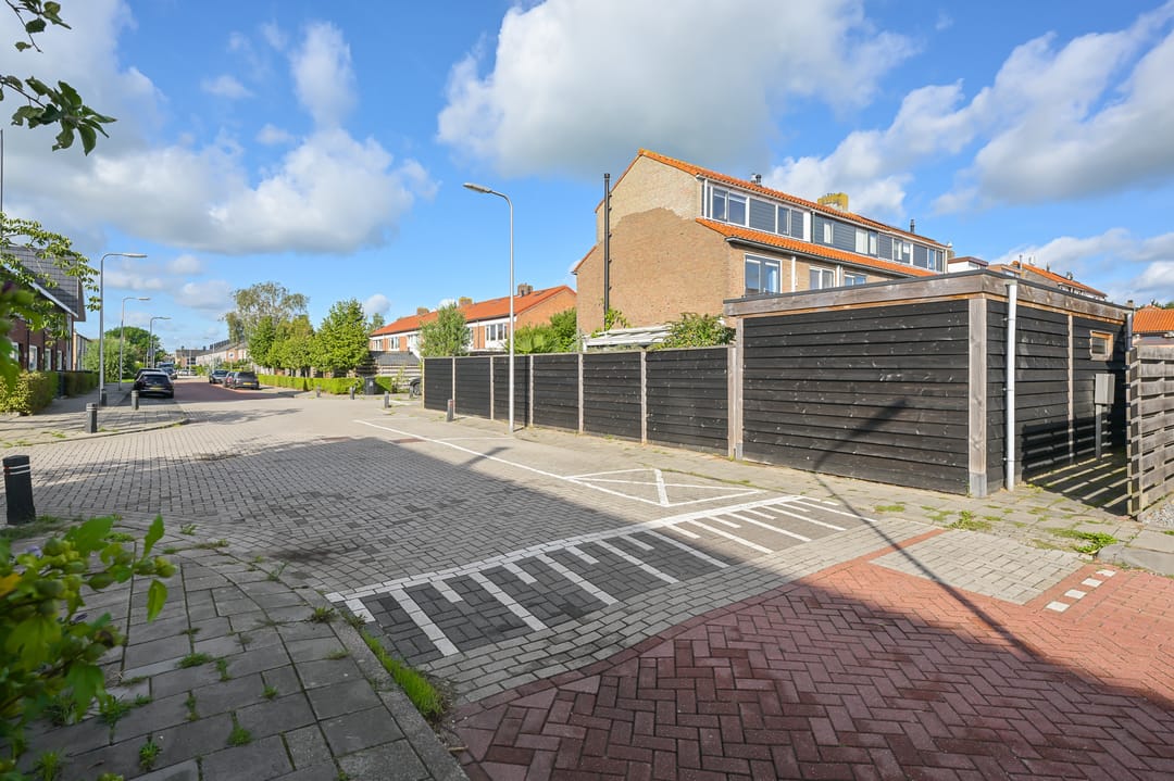Foto 47 van Waterleliestraat 2