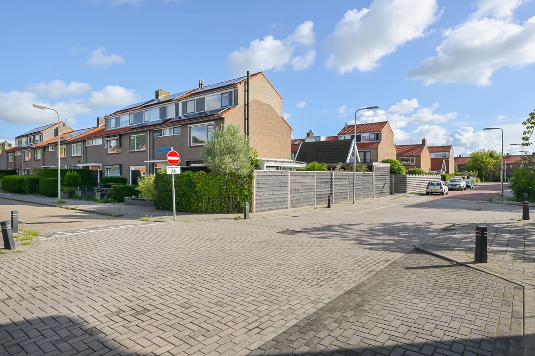 Foto 46 van Waterleliestraat 2
