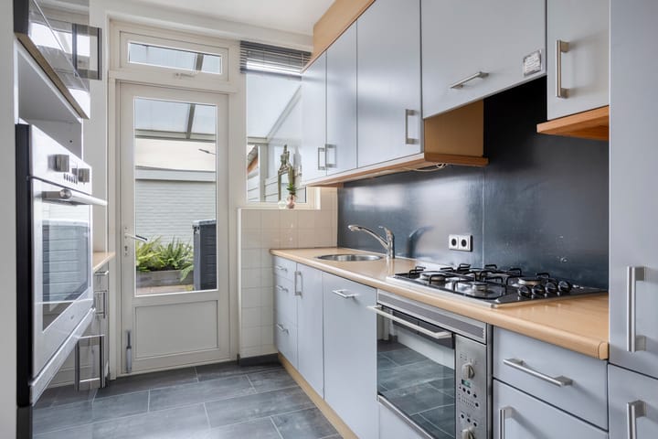 Hoekwoning te koop: de Ruyterstraat 22, Koudekerke