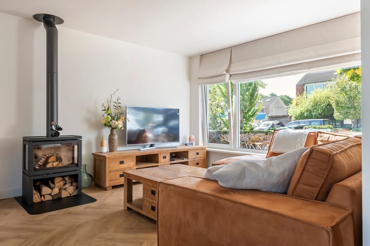 Tussenwoning te koop: De Hennepe 491, Tiel