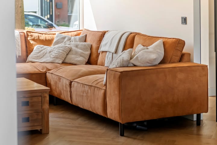 Tussenwoning te koop: De Hennepe 491, Tiel