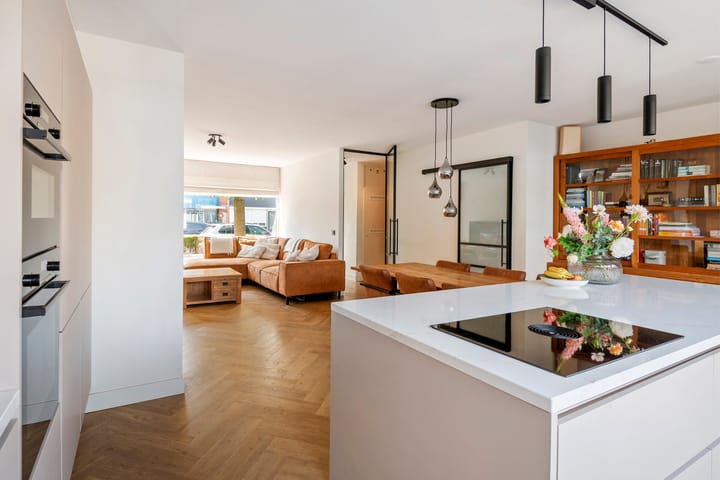 Tussenwoning te koop: De Hennepe 491, Tiel