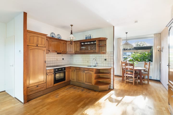Tussenwoning te koop: Obrechtrode 18, Zoetermeer
