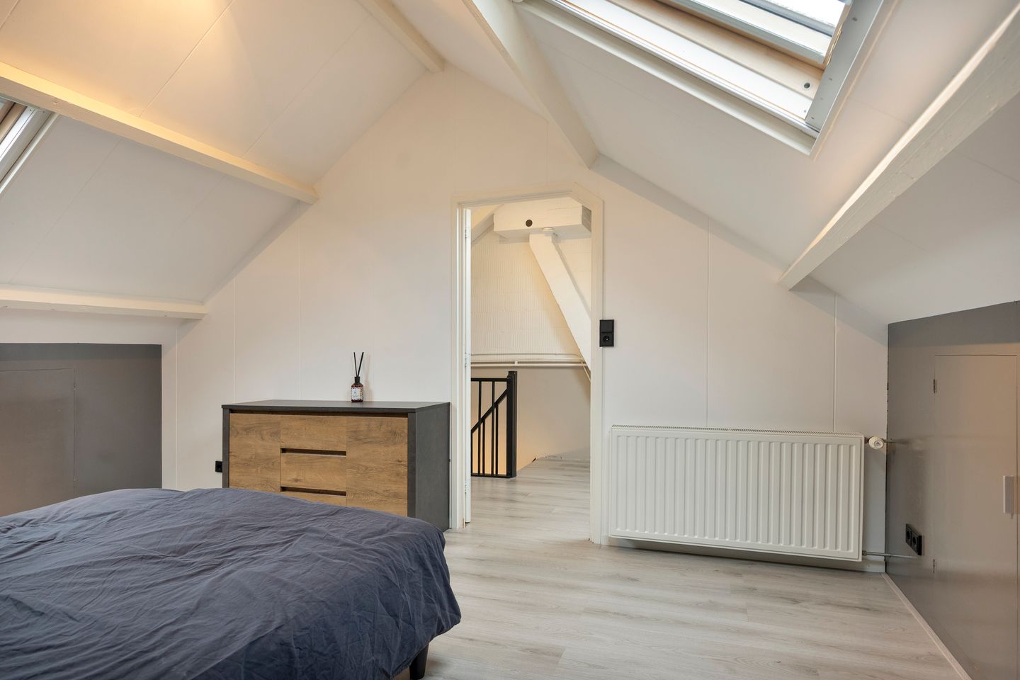 Photo 25 of Ten Anker 16