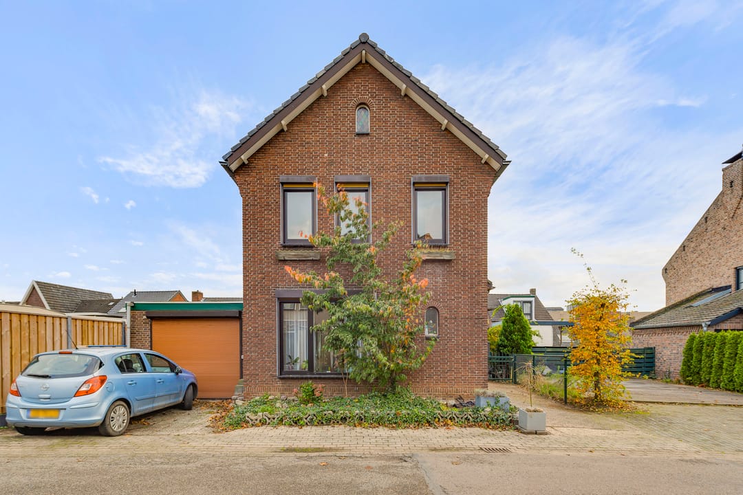 Photo 28 of Lucasstraat 6