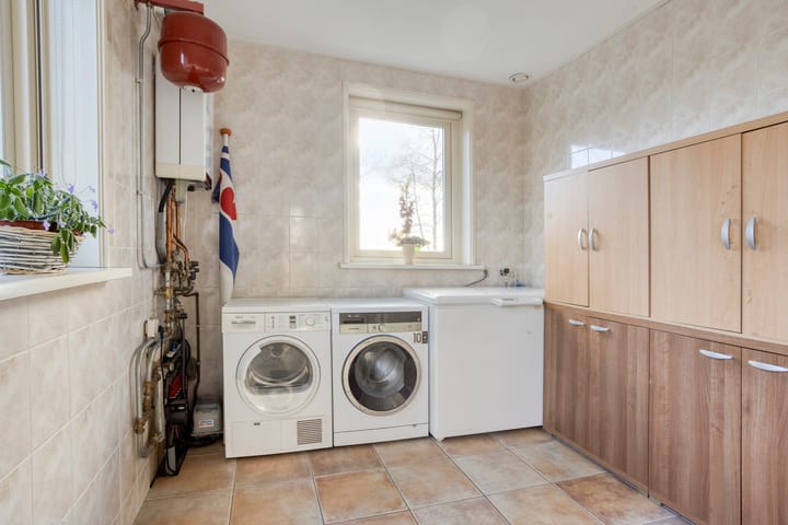 Vrijstaande woning te koop: Bûtefjild 11, Feanwâlden
