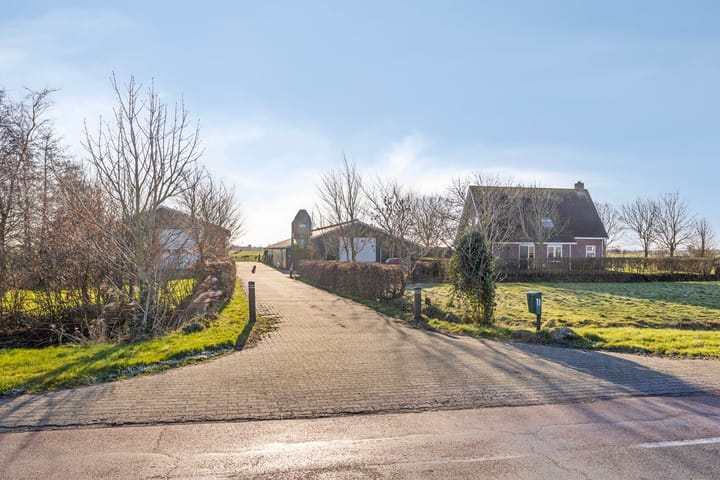 Vrijstaande woning te koop: Bûtefjild 11, Feanwâlden