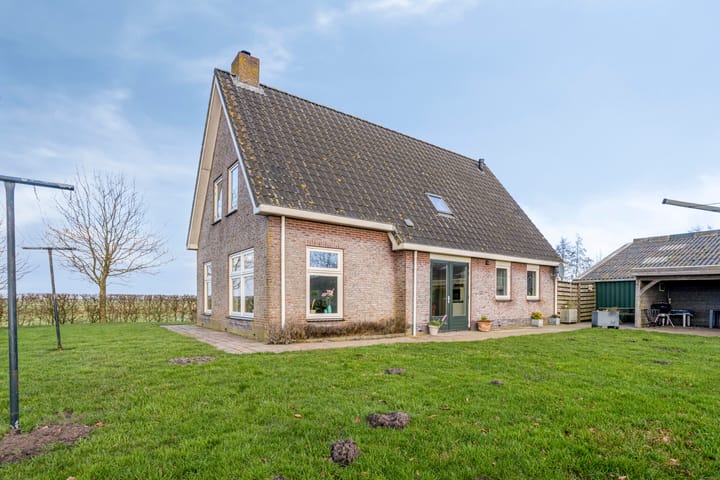 Vrijstaande woning te koop: Bûtefjild 11, Feanwâlden