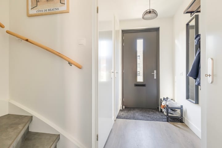 Tussenwoning te koop: J.T. Kuyckstraat 40, Barneveld