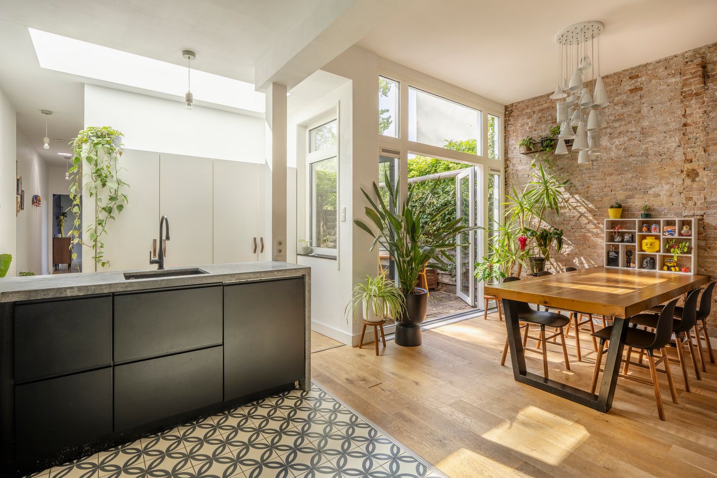 Photo 29 of Obrechtstraat 344