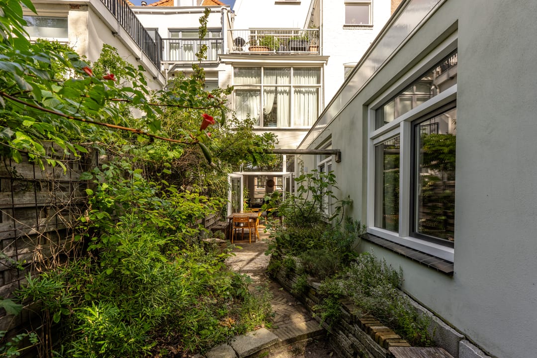 Photo 22 of Obrechtstraat 344