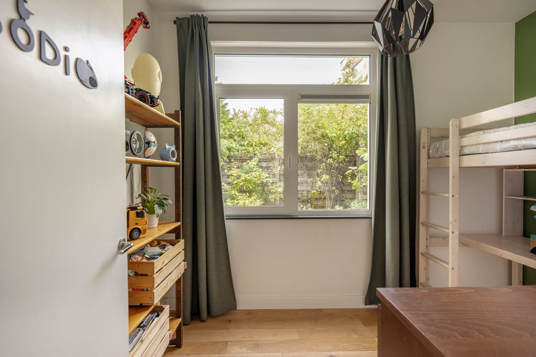 Photo 37 of Obrechtstraat 344