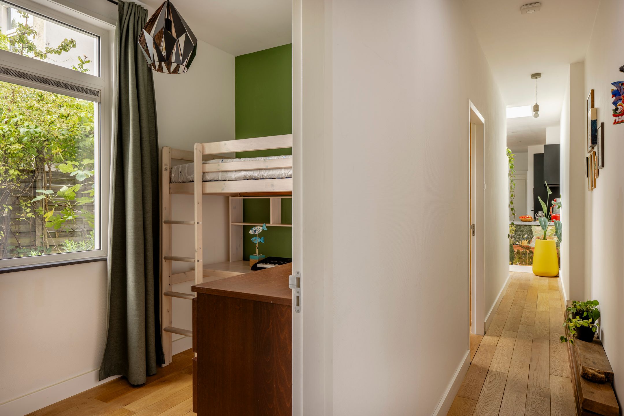Photo 36 of Obrechtstraat 344