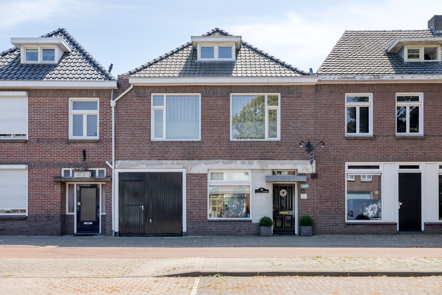 Foto 1 van Zeelsterstraat 107