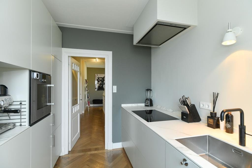Photo 25 of Van Lawick van Pabststraat 127-2