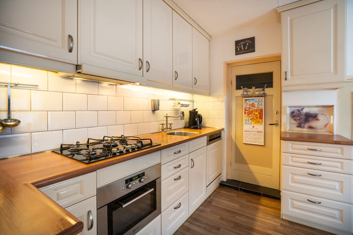 Hoekwoning te koop: Nieuwstraat 19, Asperen